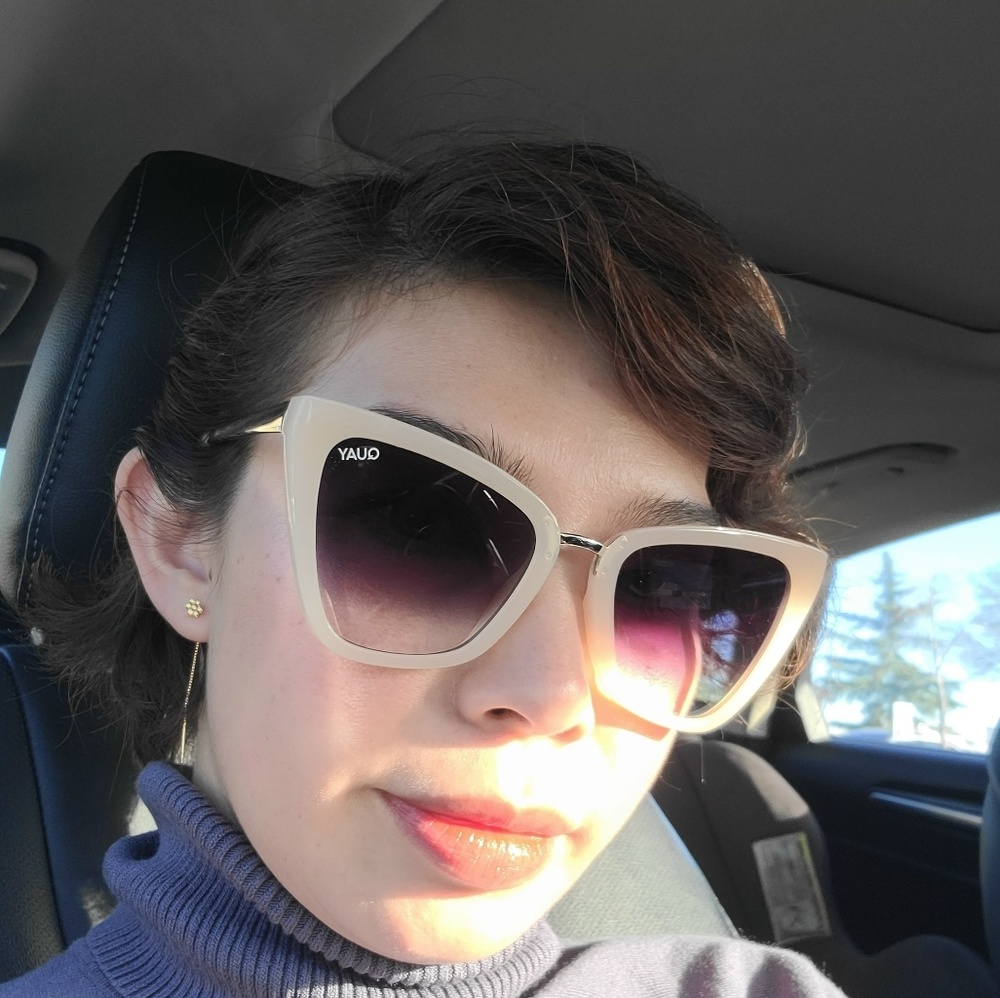 Meet your Posher, Riza